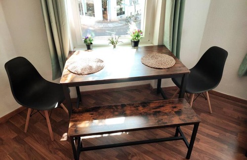 Volkmarsdorf Apartment | My home is your castle (5min from downtown)