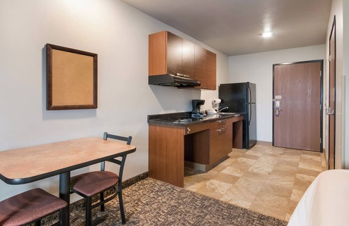 St. George Hotel | My Place Hotel - St. George, UT
