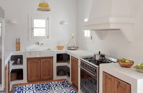 Antiparos Villa | My Rental Homes - Blue Sea Villa with private pool and fully equipped gym