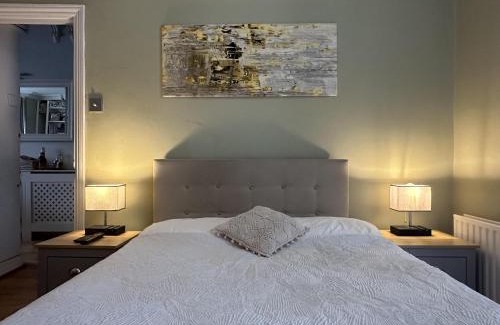 Herne Hill House | My Sky London House Near Attractions