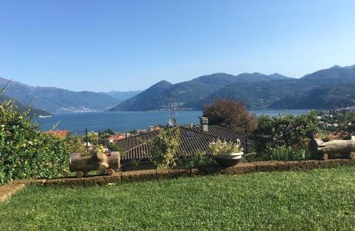 Brezzo di Bedero Apartment | My sweet balcony