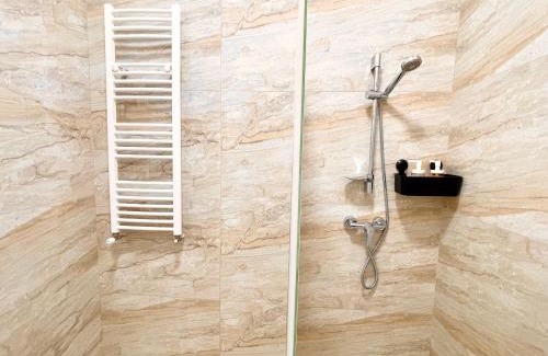 Jibert Apartment | MY - The Golden Crib