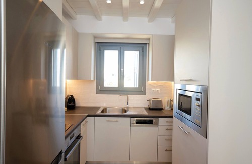 Ano Mera Apartment | Mykonos Dot - Deluxe Apartment With Balcony