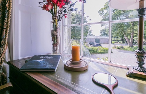 Criccieth Cottage | Mynydd Ednyfed - a sea view that sleeps 21 guests in 10 bedrooms