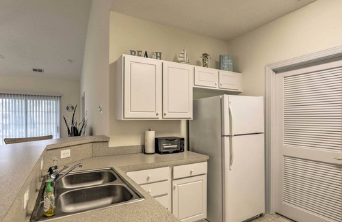 Waterford Plantation Condo | Myrtle Beach Condo w/ Golf: 9 Mi to Boardwalk!