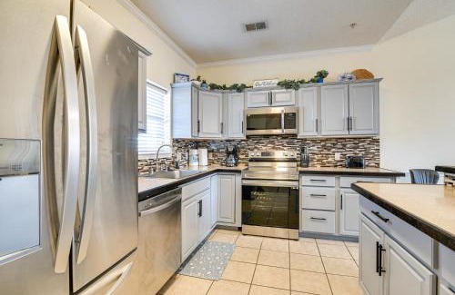 Socastee Apartment | Myrtle Beach Condo with Large Balcony and Pool Access