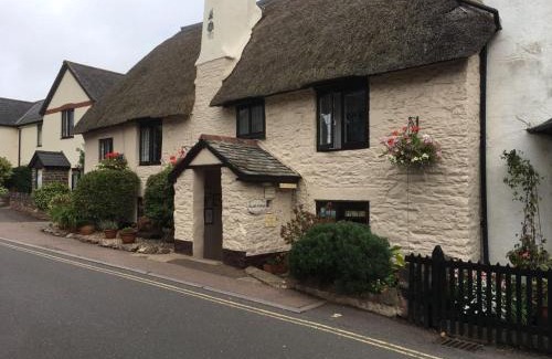 Porlock Bed & Breakfast | Myrtle Cottage B&B