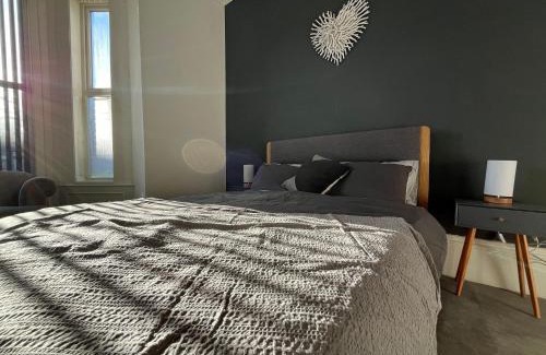 Hull House | Myrtle Villas