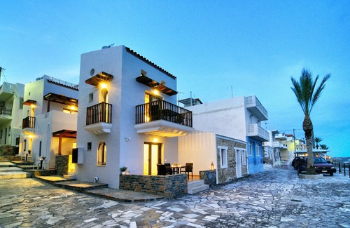 Myrtos Apartment | Myrtos Mare Suites - Seafront Studio