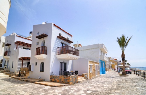Myrtos Apartment | Myrtos Mare Suites - Seafront Studio