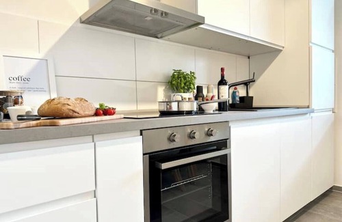 Heidelberg Apartment | Mystay: Zentral I Design I Prime I Gäste WC