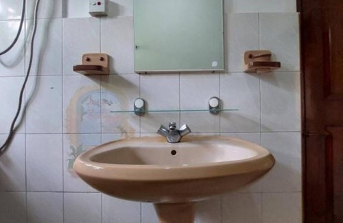 Kandy Bed & Breakfast | Mystique Hideout : Double Room with Patio