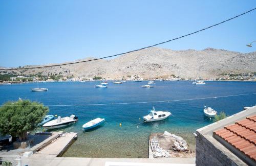 Pedi House | Mythos House - Seaside Retreat in Pedi