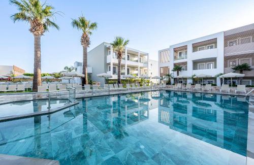 Tingaki Apartment | Mythos Suites Hotel