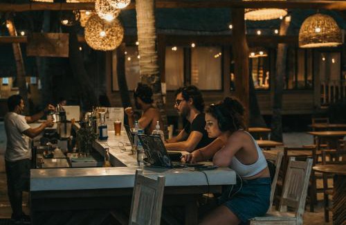 Centro - Supmza 001 Hotel | Nílu Isla Mujeres by Selina