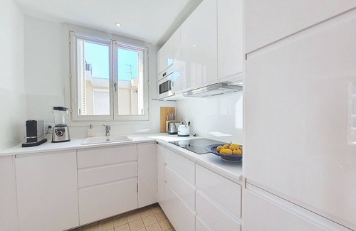 Carre d'Or Apartment | N&J- LA MAREE BLEUE - Terrace - Near Beach