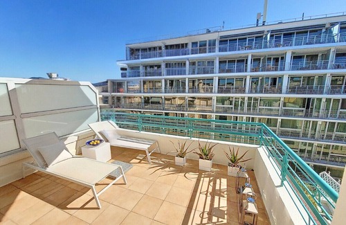 Carre d'Or Apartment | N&J- LA MAREE BLEUE - Terrace - Near Beach