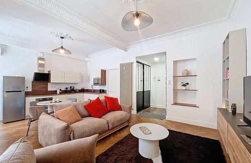 Thiers Apartment | N&J - NISSA - Central - Modern