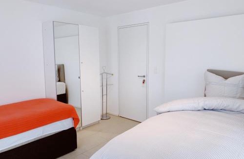 Obersiggenthal Apartment | N1 Standalone House Baden