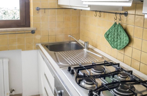 Numana Apartment | N196 - Numana, delightful two-room apartment with garden and sea view