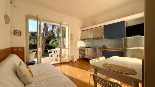 Villaggio Taunus Apartment | N205 - Numana, delizioso bilocale con giardino