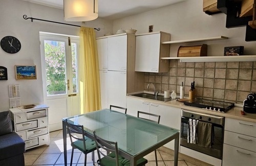 Numana Apartment | N266 - Numana, delightful house in the historic centre