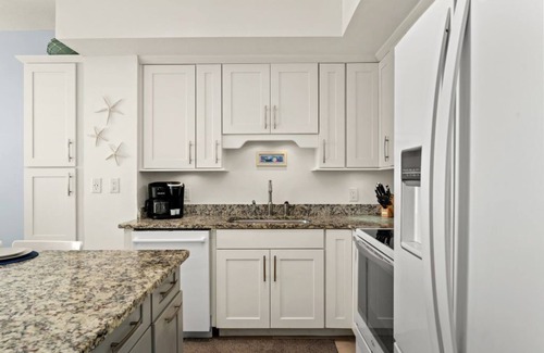 Miramar Beach Condo | n605 Celadon Beach Gulf Views1BR/2BA, Custom QueenBunk Room, FREE Beach Service!