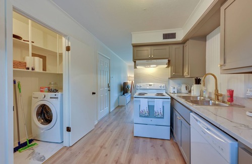 Nacogdoches Condo | Nacogdoches Condo Half-Mi to SFA: Pets Welcome