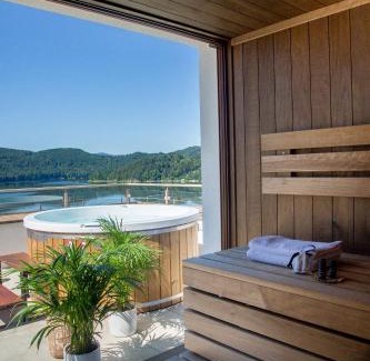 Roznow House | Nad Jeziorem