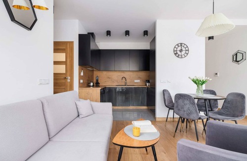 Stare Podgorze Apartment | Nadwiślańska 5 Kraków | Air-conditioned Apartment | Podolski Boulevard on the Wi