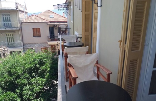 Nafpaktos Apartment | NAFPAKTOS STUDIO IN PORT ΙΙ Double Room with Private Bathroom 2 Guests