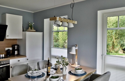 Greetsiel Apartment | Nagelneue Eg-ferienwohnung Direkt an der Greetsieler Gracht mit Wasserzugang
