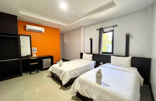 Amnat Charoen Hotel | Nakarin Hotel