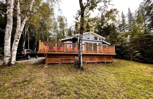 Hastings Highlands Villa | Nala's Lake House Retreat