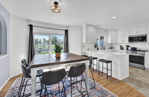 Nampa House | Nampa Backyard Beauty! Hot tub, ample parking area, shop and more!