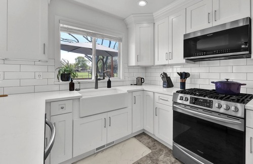 Nampa House | Nampa Backyard Beauty! Hot tub, ample parking area, shop and more!