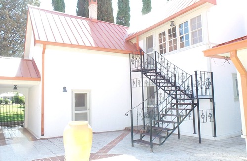 Faywood Apartment | Nan Ranch - Patio Apartment, Luxury Ranch Estate Compound, Mimbres River Valley