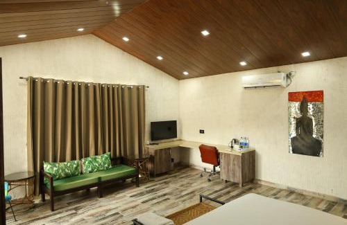 Jakh Resort | Nanau Luxury Resort & Spa