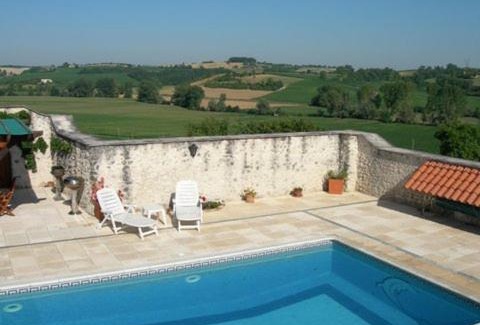 Nanteuil-de-Bourzac Villa | Nandolle Farmhouse