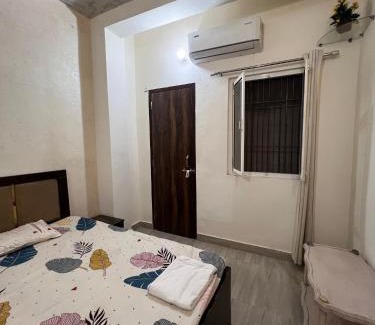 Mathura House | Nands Nest