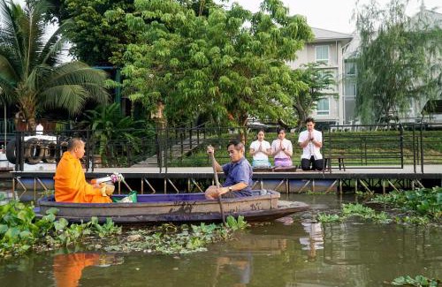 Chang Khlan Hotel | Nantra Chiangmai Riverfront Hotel