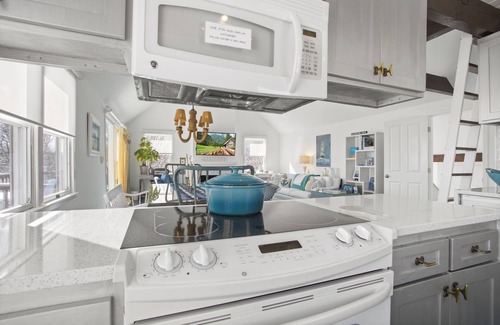 Tom Nevers House | Nantucket Beach House Oasis. 4 Beds, 3 baths, with spectacular views