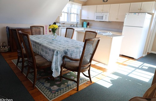 Tom Nevers House | Nantucket Salty Nest- 3 bedroom 2.5 bathrooms in Tom Nevers. Sleep 7
