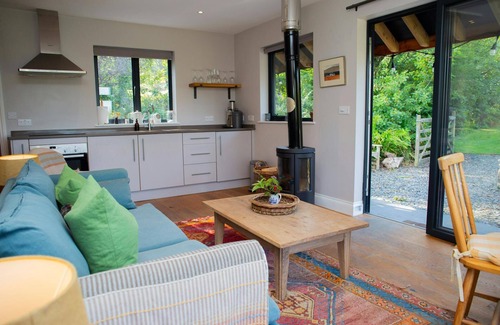 Newport Cottage | Nantyblodau Bach, Newport