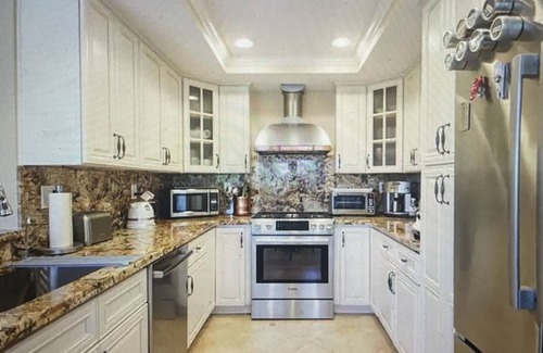 Vallejo House | NAPA wine country and next to the Bay and NAPA wineries
