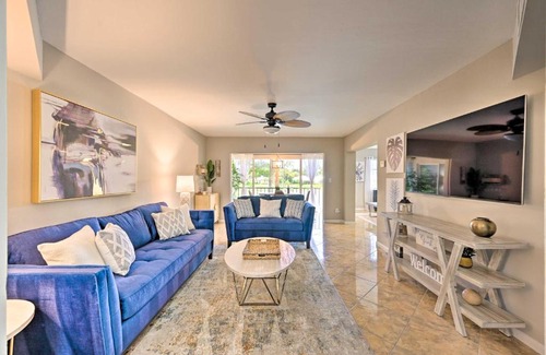 Central Naples Apartment | Naples Condo with Enclosed Balcony and Lake Views!