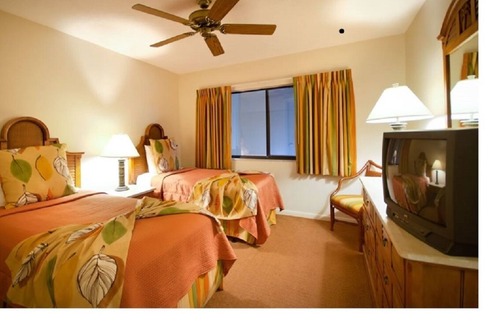 Connors Resort | NAPLES FLORIDA (Vanderbilt Beach & Harbour)