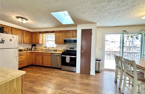 Naples House | Naples NY Wine Country Finger Lakes Gem