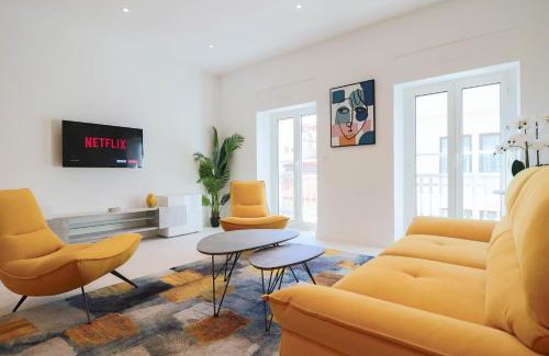 Riou - Petit Juas - Av de Grasse Apartment | NAPOLEON Luxurious renovated apartment 1min from Palais