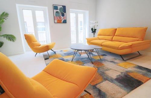 Riou - Petit Juas - Av de Grasse Apartment | NAPOLEON Luxurious renovated apartment 1min from Palais